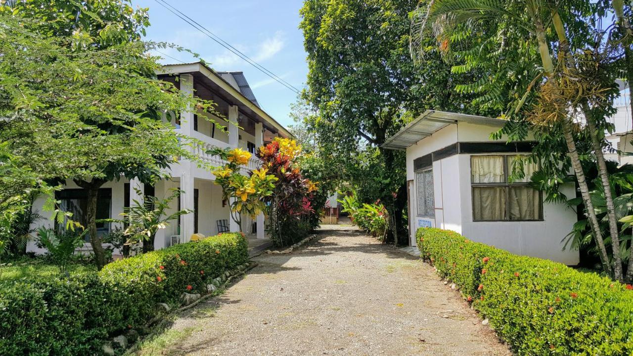 Hotel Quepos Paraiso Exterior photo